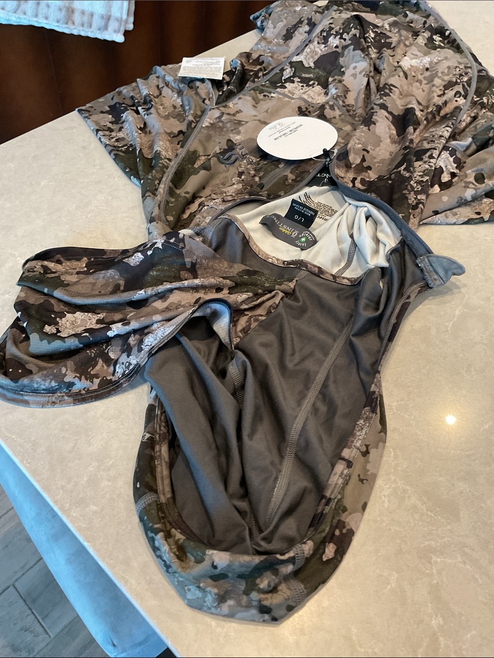 Cabela’s Instinct + Shield - Picture 7 of 16